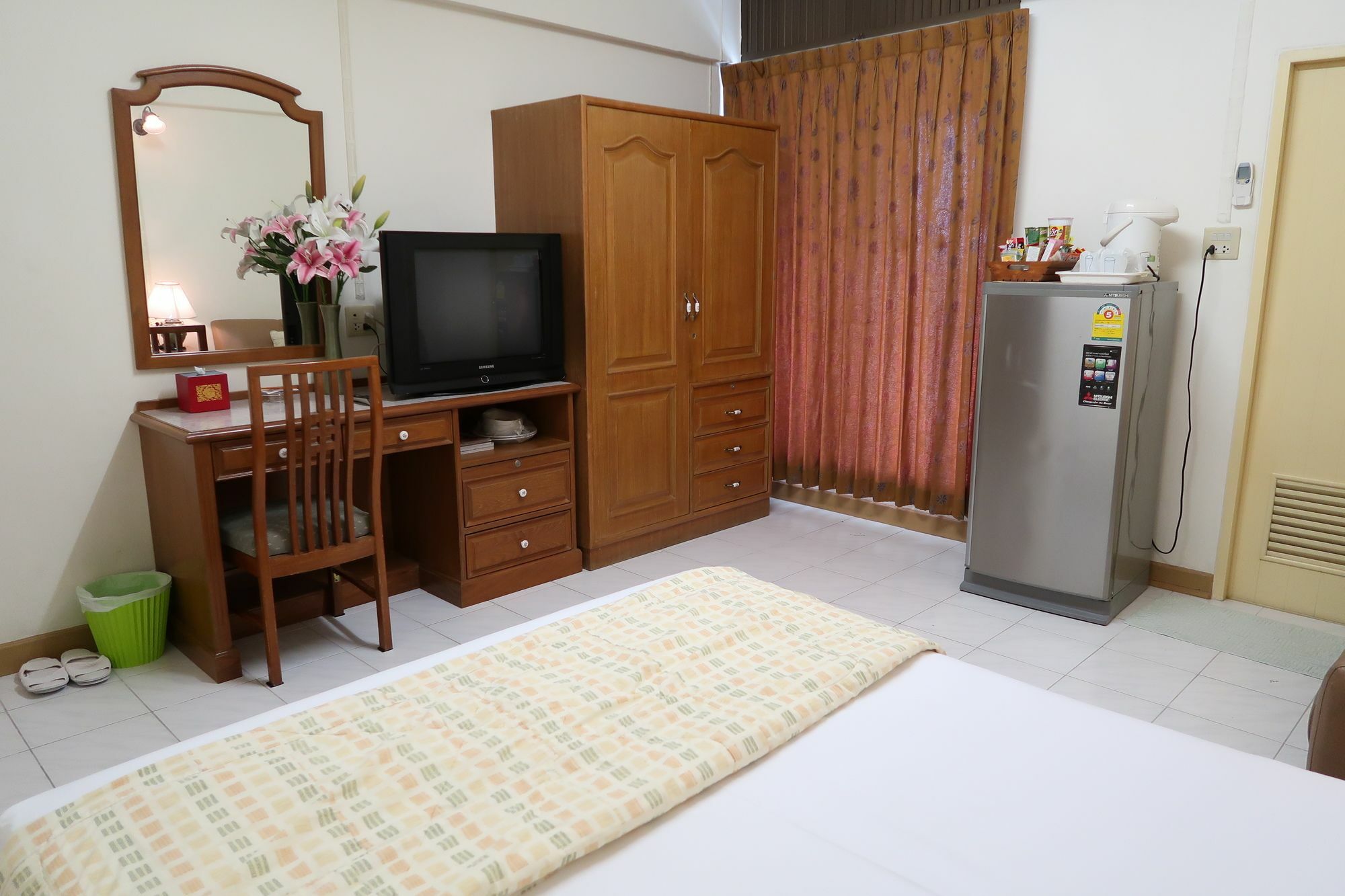 Phawana Sweet Hotel Bangkok Extérieur photo