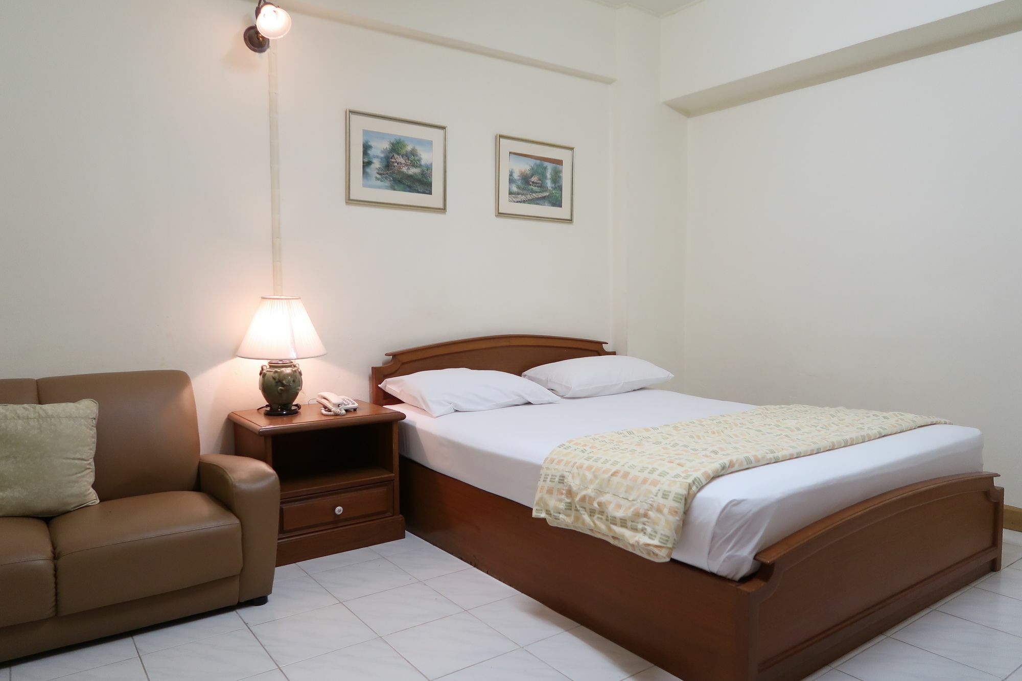 Phawana Sweet Hotel Bangkok Extérieur photo
